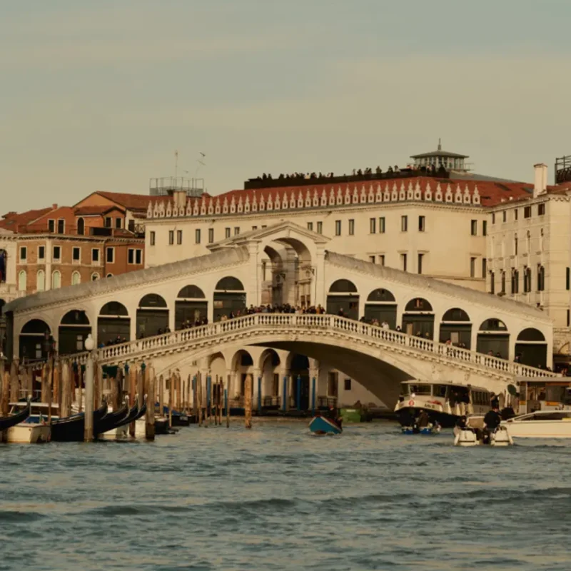 aman-venice-exterior-0920_robert_rieger